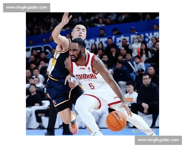 福建对阵广厦焦点之战全程直播解析赛场风云走势深度前瞻明星球员表现